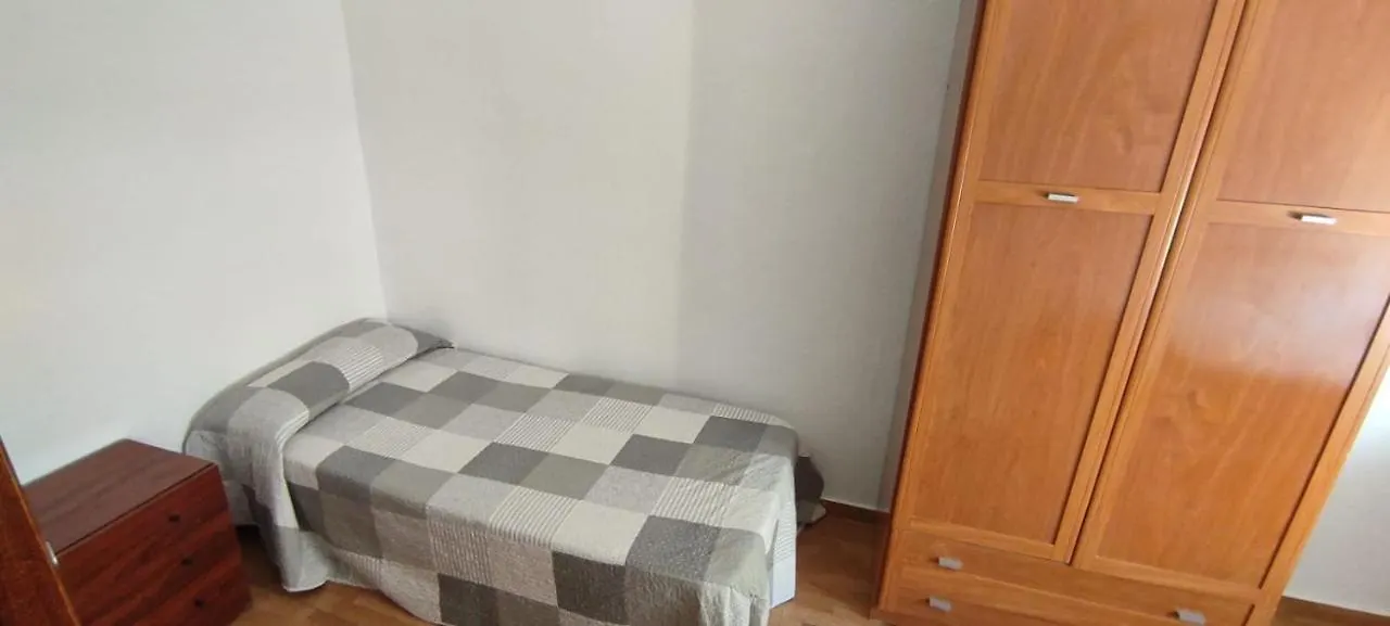 Piso 3 Dormitorios Ideal Para Descansar Jerez de la Frontera 0*,  Spain
